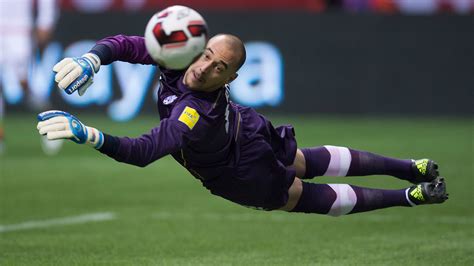 Canadian goalkeeper Milan Borjan honoured by Red Star Belgrade