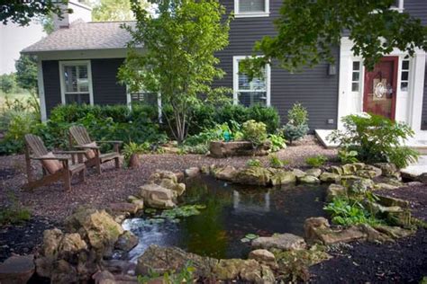 Front Yard Water Features: Boost Your Curb Appeal