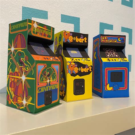 Pac Man Arcade Machine Old Retro Arcade Games And Arcade Machines ...