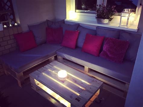 Pin by Chiccen Reed on Sectional sofa | Pallet furniture bedroom, Sectional sofa, Outdoor ...