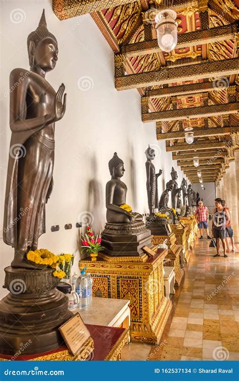 Buddha Sculptures in Wat Benchamabophit Temple, Bangkok Editorial Stock ...