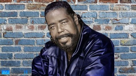 10 Best Barry White Songs of All Time - Singersroom.com