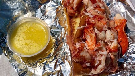 New England's best lobster roll is at a Maine restaurant, according to ...