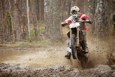 How to Ride a Dirt Bike in the Mud – 9 Essential Tips – Ultimate Off ...