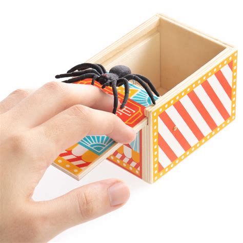 Buy Wooden Spider Prank Box - y Surprise Halloween Party Favor - Fake Jumping Rubber Bug Toy ...
