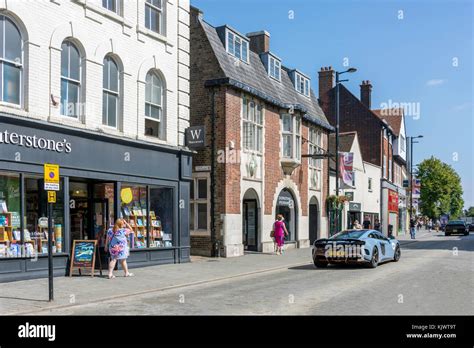 High Street, Brentwood, Essex, England, United Kingdom Stock Photo: 166525012 - Alamy