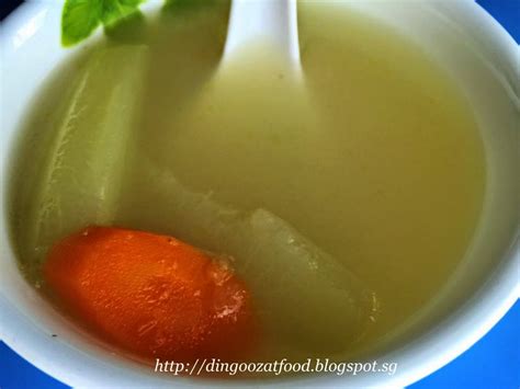 Miki's Food Archives : Chayote Chicken Soup 合掌瓜鸡汤