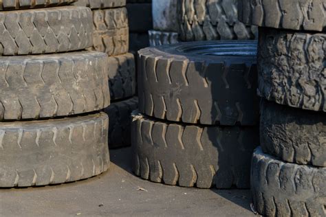 Forklift Tyres: Types, Sizes and Replacement | Tontio