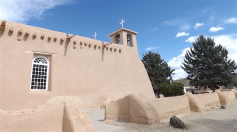 Visit Ranchos De Taos: 2024 Travel Guide for Ranchos De Taos, New Mexico | Expedia