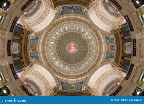 Wisconsin State Capitol Inner Dome and Ceiling Editorial Image - Image ...