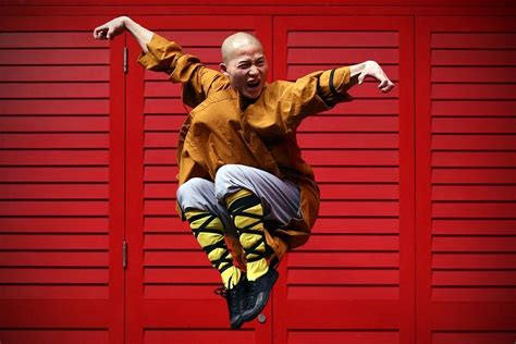 Shaolin Monks, Temples, and the Martial Arts | Shaolin monks, Shaolin kung fu, Shaolin