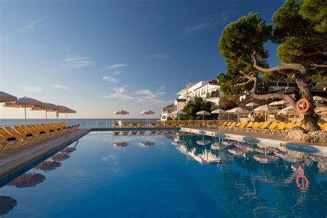 H.TOP Caleta Palace Hotel in Playa de Aro, Spain | loveholidays