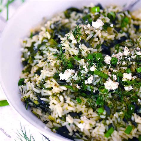 Spanakorizo - Greek Spinach and Rice with Lemon - Bowl of Delicious ...