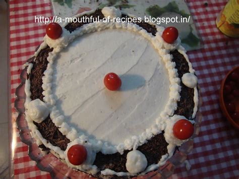 A Mouthful Of Recipes: Black Forest Cake: Christmas Special
