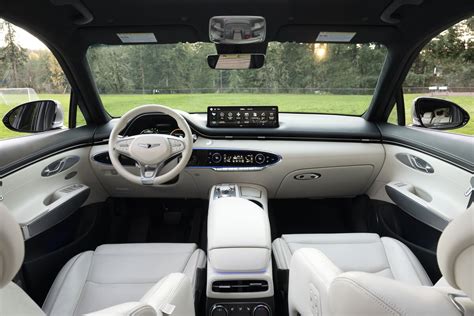 2024 Genesis Electrified GV70: 63 Interior Photos | U.S. News