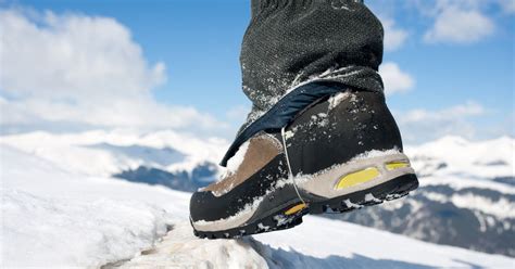 How to Choose Hiking Boots and Find Your Perfect Fit