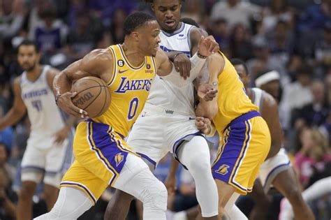 Russell Westbrook, a reserve, is hurt in Lakers' preseason finale - Los ...