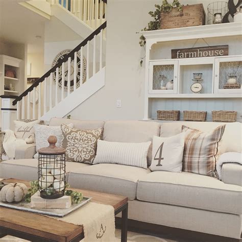 Cozy, modern farmhouse living room. Interior design by Janna Allbritton,… | Farm house living ...