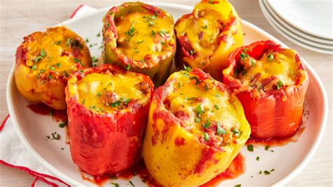 How to Make Stuffed Peppers in the Slow Cooker - BettyCrocker.com