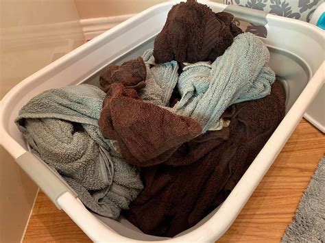 Man shares cleaning hack that shows how dirty your ‘clean’ towels actually are – Proper Manchester