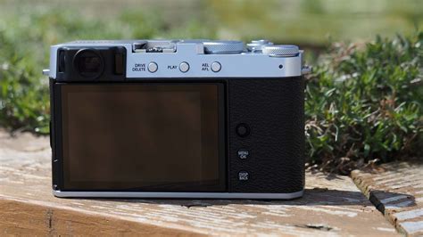 Fujifilm X-E4 review | Tom's Guide