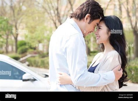 Happy young Chinese couple Stock Photo - Alamy