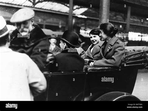 Survivors of the lusitania hi-res stock photography and images - Alamy