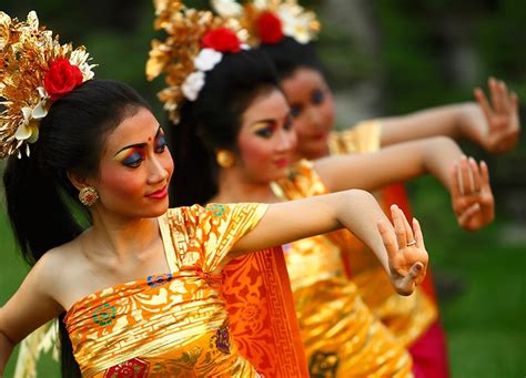 Balinese Dance Class - Nusa Dua Beach Hotel & Spa - Bali