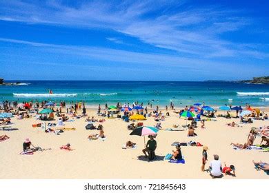 10,060 Australian Beach People Images, Stock Photos & Vectors | Shutterstock