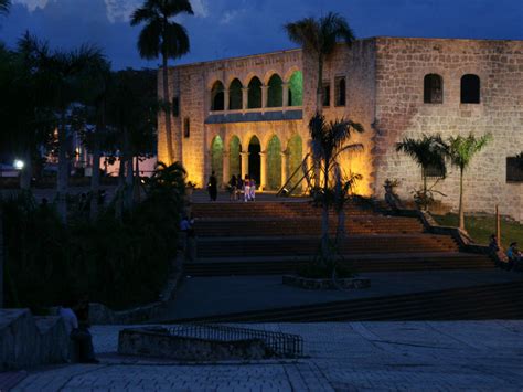 Santo Domingo Nightlife: A City That Never Sleeps