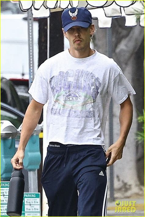 Austin Butler Wears a Colorado Rockies Shirt to Catch a Workout in Los Angeles: Photo 4940211 ...