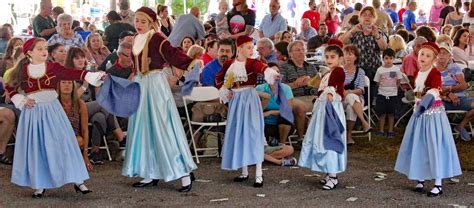 Naples and Hartford in Season: Greek Dances