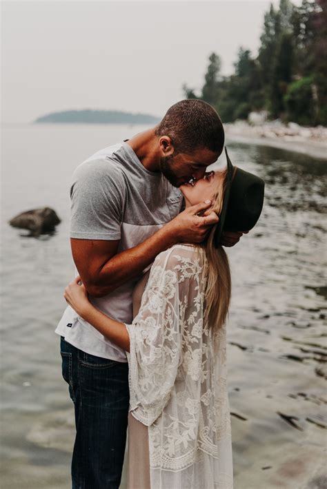 Sierra & Tyler Summer Beach Couples Session - Laura Olson Photography - Sunshine Coast BC ...