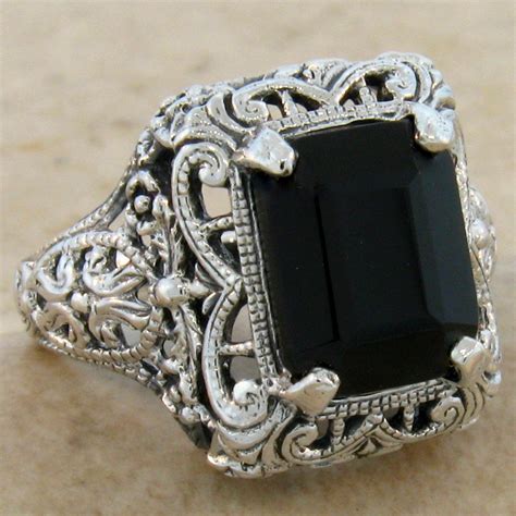 Antique Rings: Antique Rings Black Onyx Rings