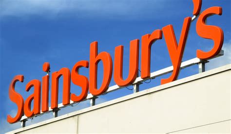 Sainsbury’s takes on Tesco Clubcard with launch of Nectar Prices