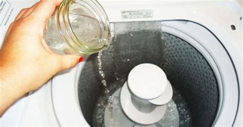 Add white vinegar to your laundry for these unexpected benefits. I ...