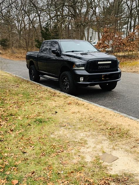 2015 Ram 1500 Sport : Trucks