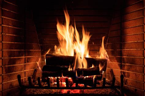 Indoor Fireplace Safety for Beginners