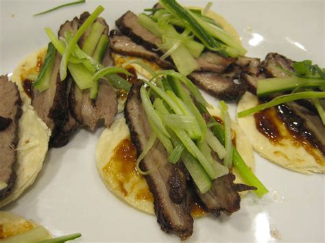 FLAVOR EXPLOSIONS » Blog Archive » Peking-Duck with Pancakes
