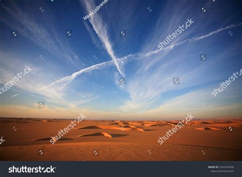 Barchan Dunes Sahara Desert Stock Photo 1641874630 | Shutterstock