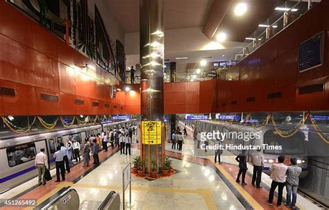 Janpath Metro Photos and Premium High Res Pictures - Getty Images