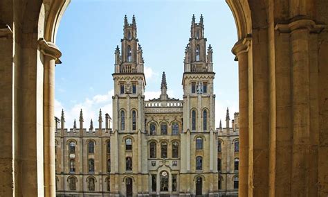 Oxford To Bath & Stonehenge Day Trip - Footprints Tours