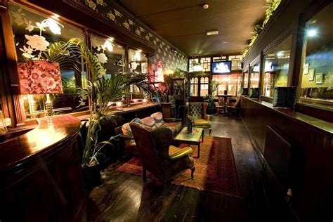 Grand Union Pub Upper Street London Reviews | DesignMyNight