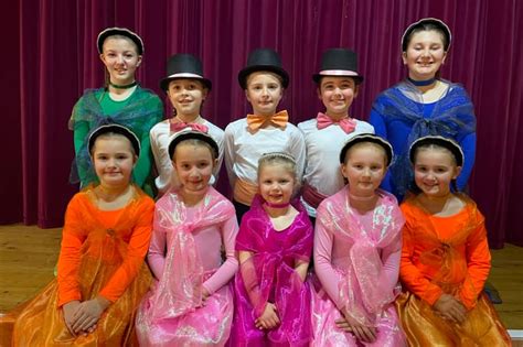 Get your tickets for Whitestone Players panto 'Cinderella' now | creditoncourier.co.uk