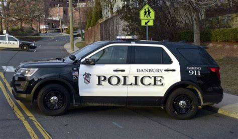 Armed standoff ends without incident as Danbury police help man that threatened suicide