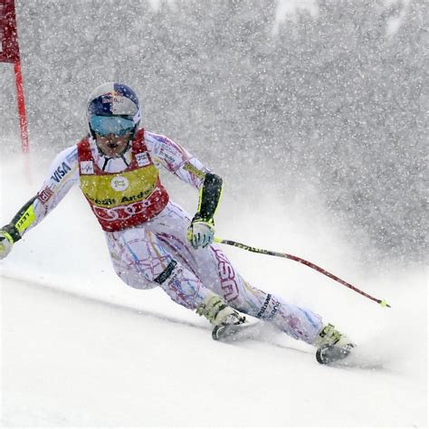 Lindsey Vonn Injury: Updates on Skier's Knee and Return | News, Scores ...