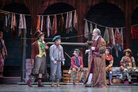 Oliver Twist Musical, Grayson Smith, Artful Dodger, Theatre Reviews ...