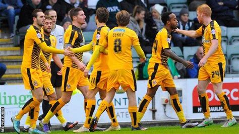 Cambridge United: Shaun Derry unhappy with squad size - BBC Sport