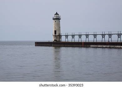 Manistee Pier Lighthouse Stock Photo 35393023 | Shutterstock