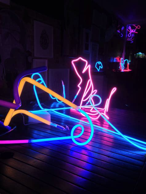 Neon sculpture | Neon sculpture, Neon art, Illumination art